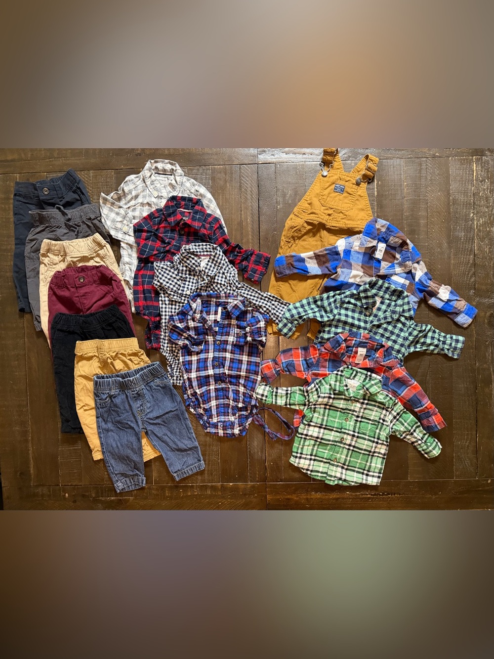(16 Pieces) Mixed Lot Baby Boy Fall/Winter Clothes. Size 6 Months.